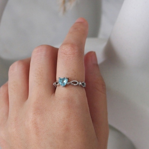Silver plated Heart Shaped Aquamarine Ring - Picture 1 of 5